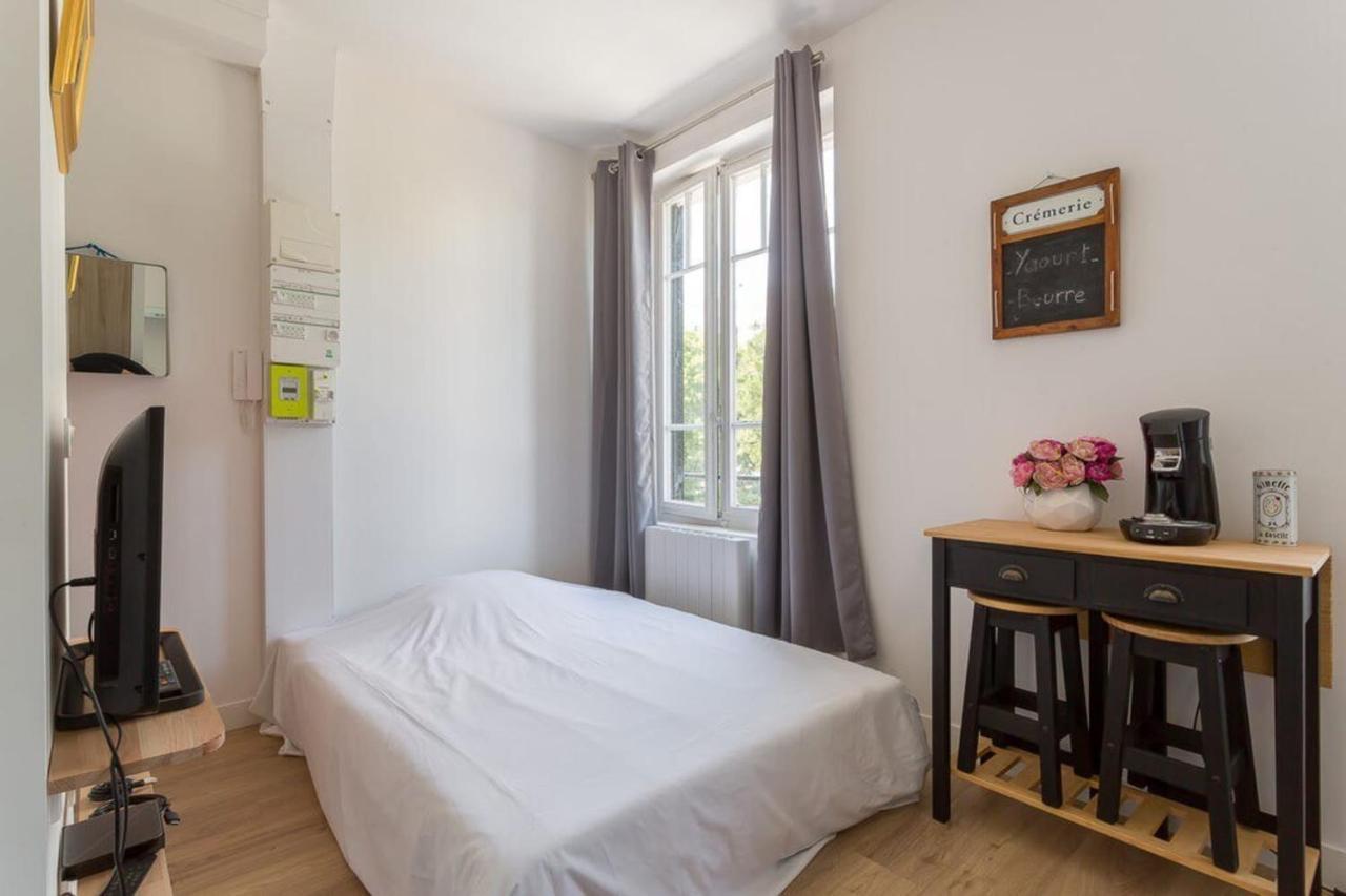 Studio Near Metro And Universities - Lyon 7 エクステリア 写真